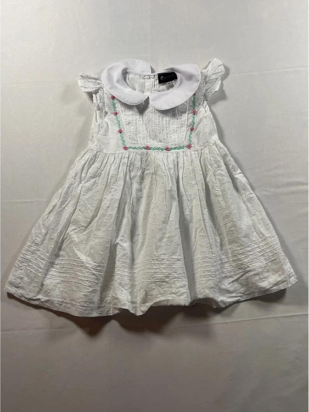 Girls Size 3T Cute Toots White Dress with Flower Embroidery